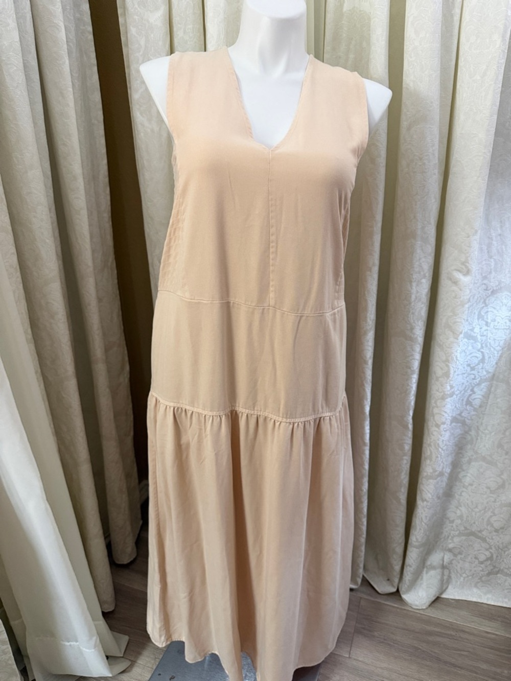 Everlane Tencel Sleeveless V-Neck Tiered Maxi Dress in Blush Peach